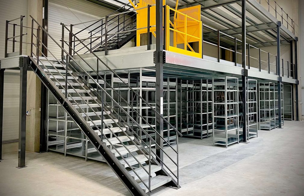 Lagerbühne, Lagerbühnen